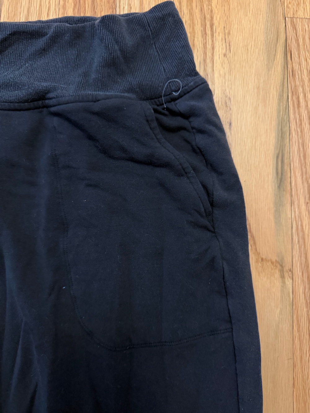 Athleta Women’s Black Jogger Pants - Comfortable Everyday Sweatpants size XL - Picture 6 of 6